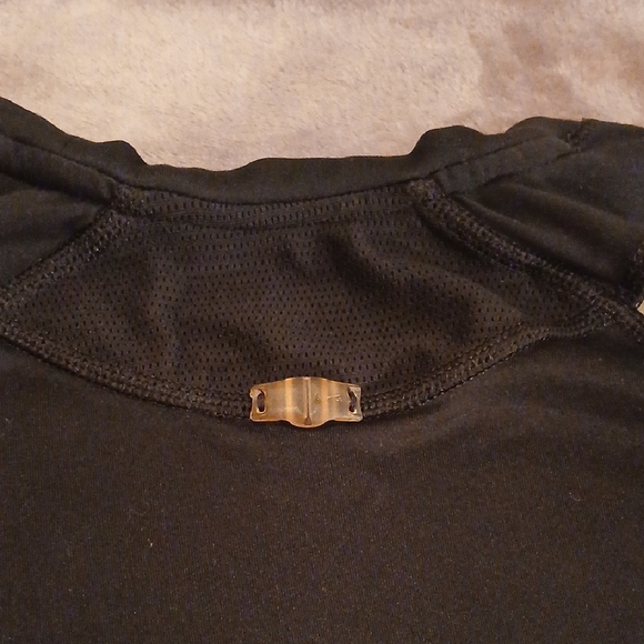 Women's Nike Black Sleeveless Muscle Tee - Picture 5 of 8